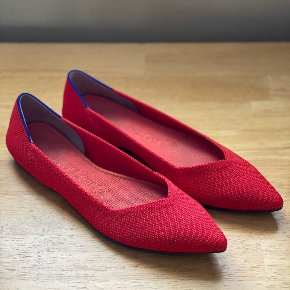 EUC Rothy’s Flame Points size 8